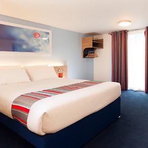 Travelodge Llanelli Central
